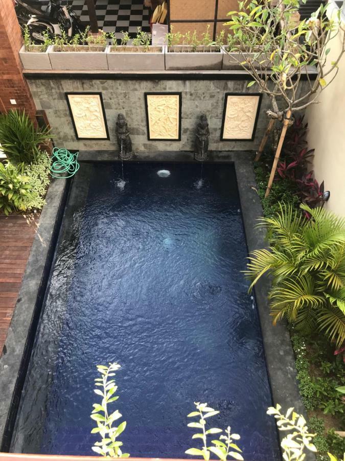 Raka & Rai Homestay Canggu  Exterior photo