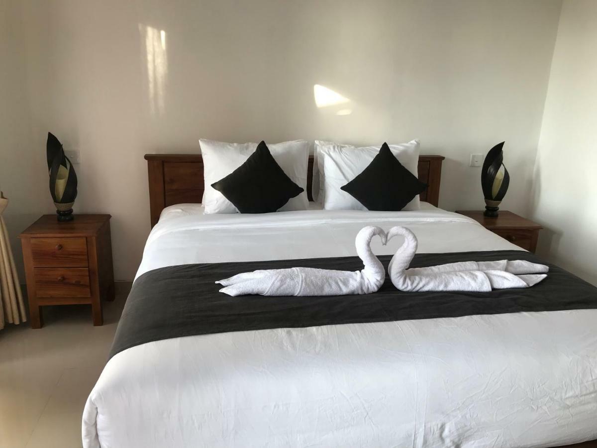 Raka & Rai Homestay Canggu  Exterior photo